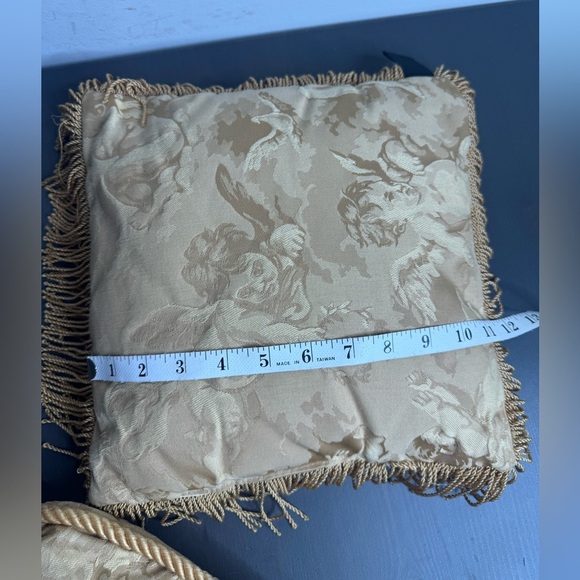 Vintage Reed Champagne Gold Cherubs Angels Decorative Damask Throw Pillows (2) - Picture 8 of 8